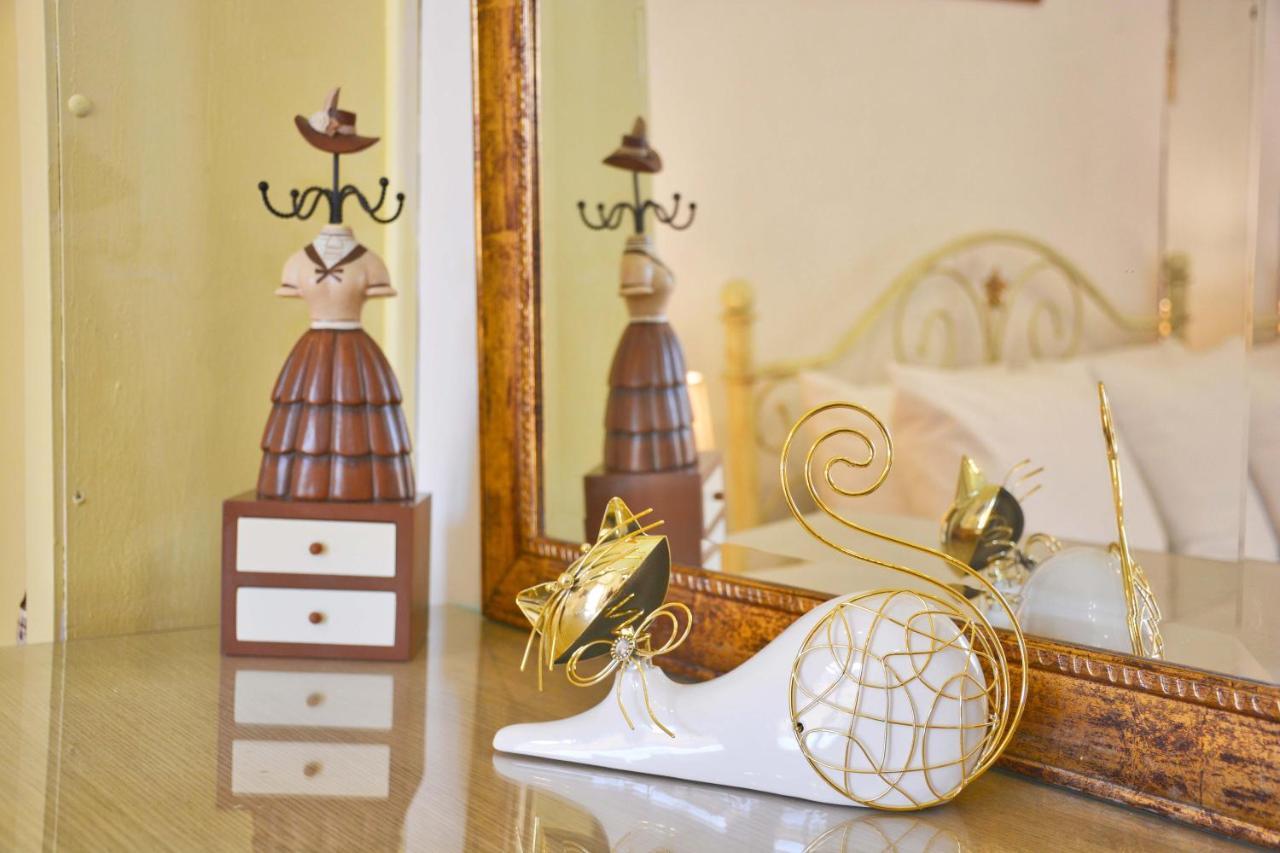Venetian Well Gallery Apartment In Corfu Old Town 외부 사진