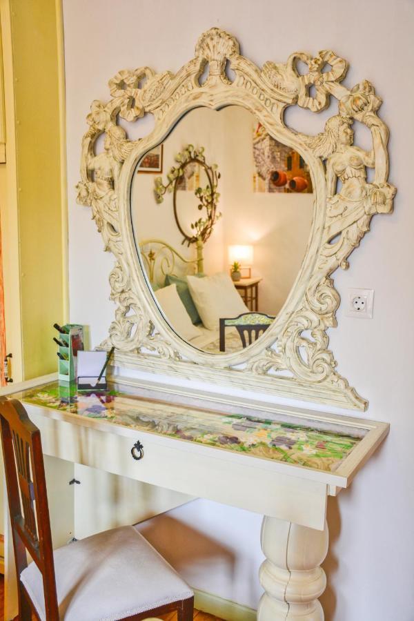 Venetian Well Gallery Apartment In Corfu Old Town 외부 사진