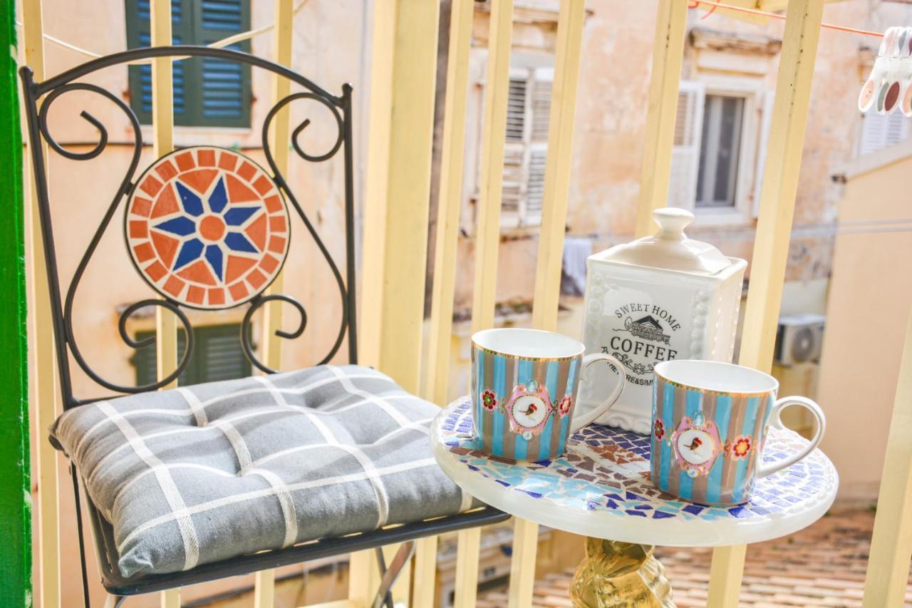 Venetian Well Gallery Apartment In Corfu Old Town 외부 사진