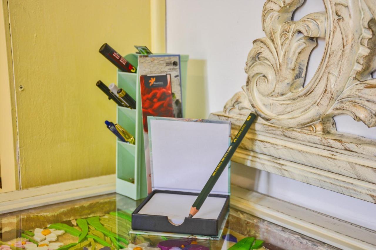 Venetian Well Gallery Apartment In Corfu Old Town 외부 사진